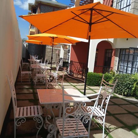 Machakos Suites Luxury Hotel ภายนอก รูปภาพ