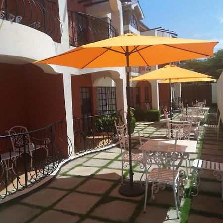 Machakos Suites Luxury Hotel ภายนอก รูปภาพ