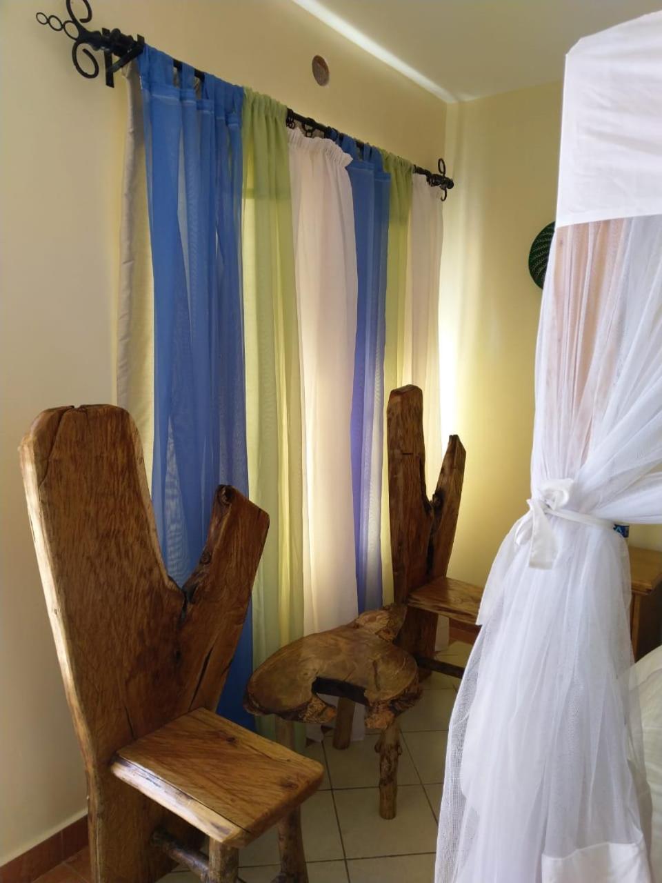 Machakos Suites Luxury Hotel ภายนอก รูปภาพ